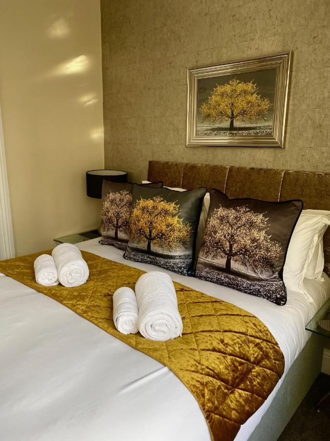 Merewyke Boutique Luxury Family Apartment Sleeps 4 , Central Location Windermere Buitenkant foto